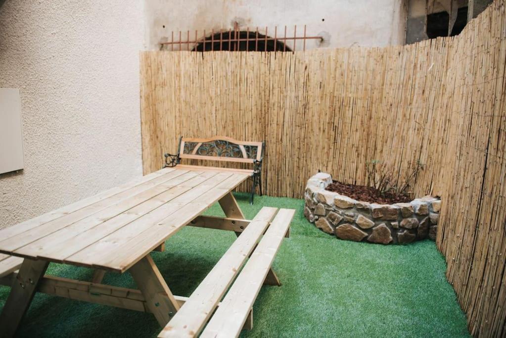 Appartement 2 Pieces Jacuzzi Brioude Zewnętrze zdjęcie
